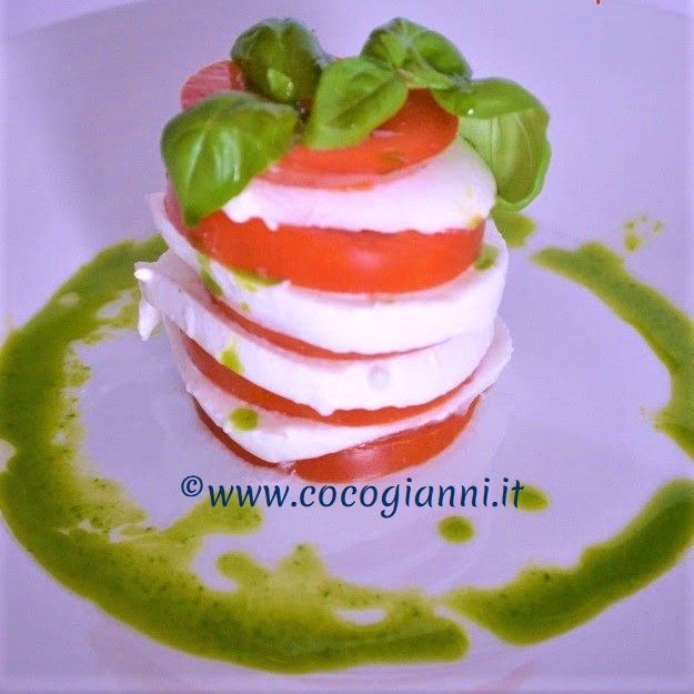 Torretta di insalata caprese 1