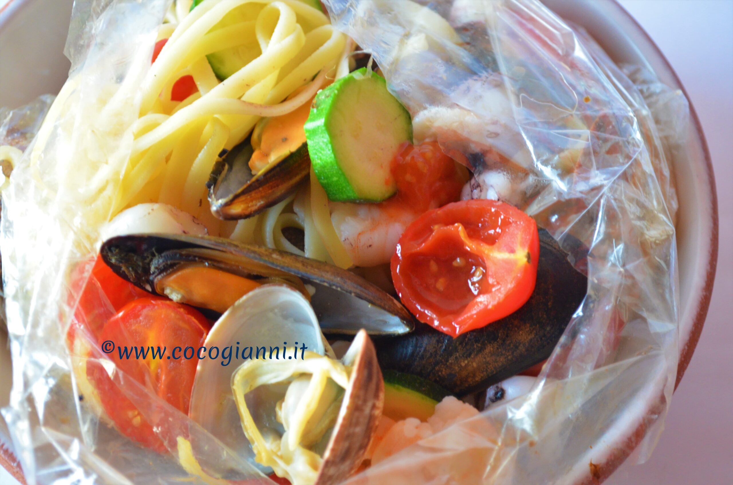 Linguine al cartoccio ai frutti di mare 4